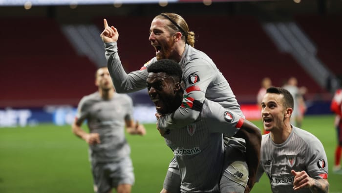 Ińaki Williams, Iker Muniain and Álex Berenguer lead Athletic Bilbao.